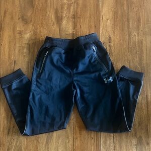 Under Armour Boy’s Black Athletic Jogger Pants Size 7
